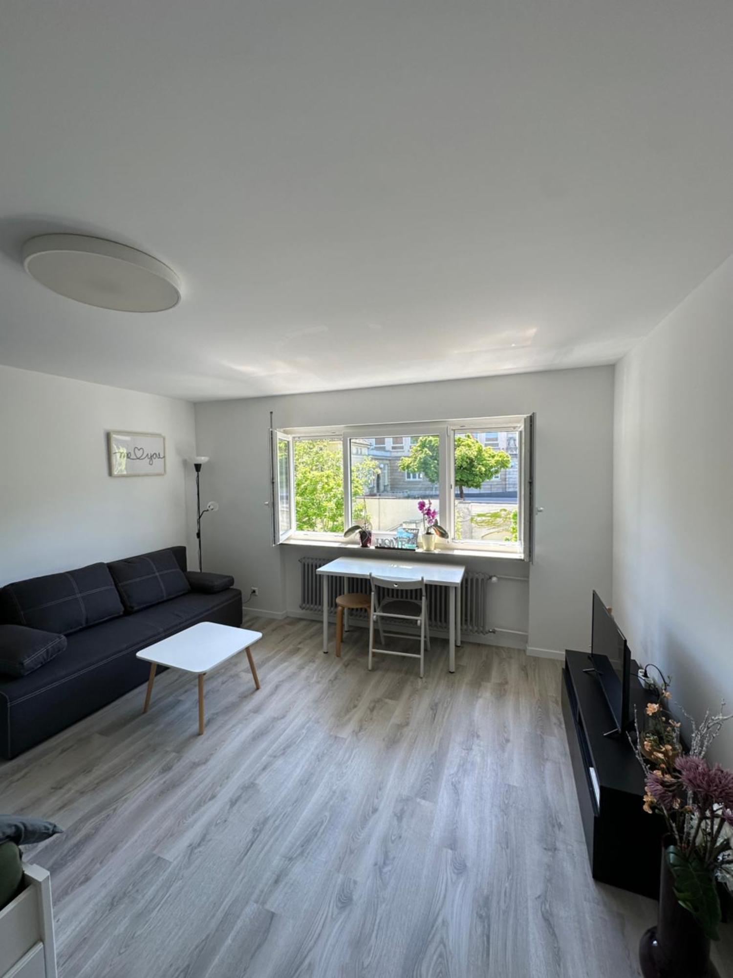 Renovated Flat - Prime Location Near Marienplatz Leilighet Stuttgart Eksteriør bilde