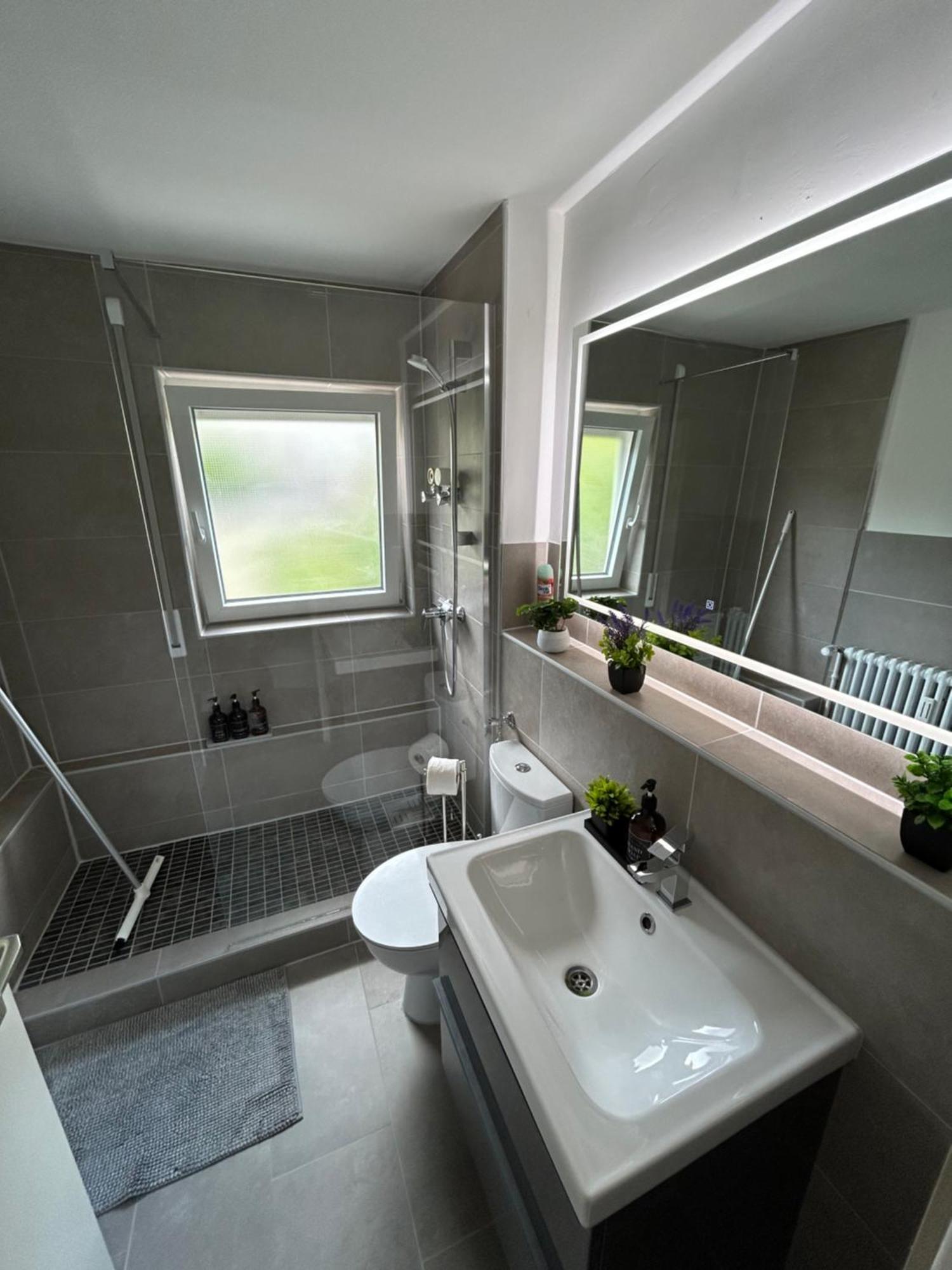 Renovated Flat - Prime Location Near Marienplatz Leilighet Stuttgart Eksteriør bilde